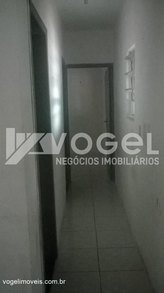 Casa à venda com 4 quartos, 176m² - Foto 3