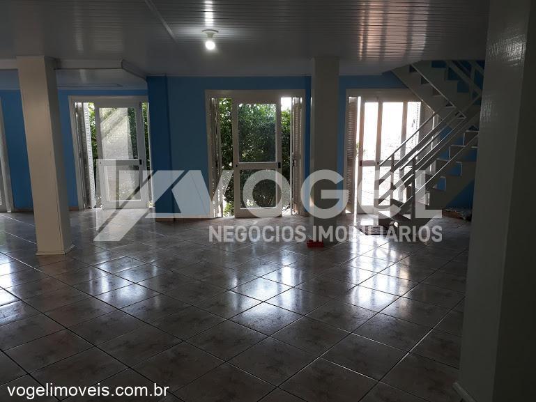 Casa à venda com 4 quartos, 289m² - Foto 2