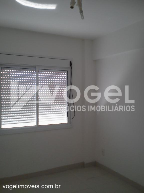 Apartamento à venda com 2 quartos, 61m² - Foto 4