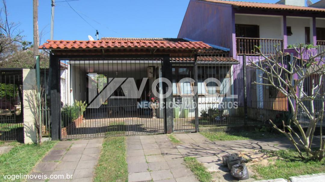 Casa à venda com 3 quartos, 240m² - Foto 1