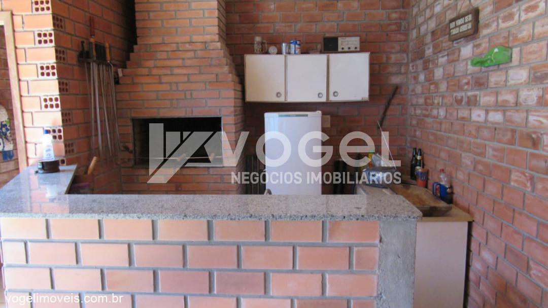 Casa à venda com 3 quartos, 240m² - Foto 4