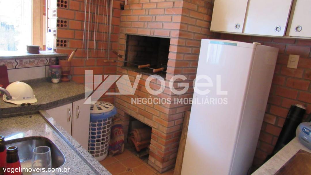 Casa à venda com 3 quartos, 240m² - Foto 5