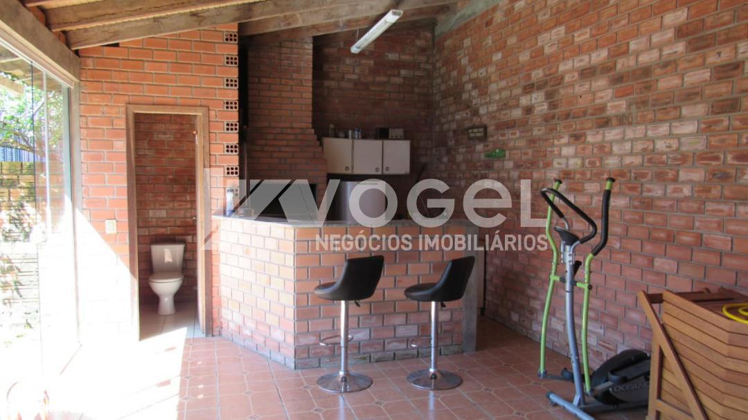 Casa à venda com 3 quartos, 240m² - Foto 7