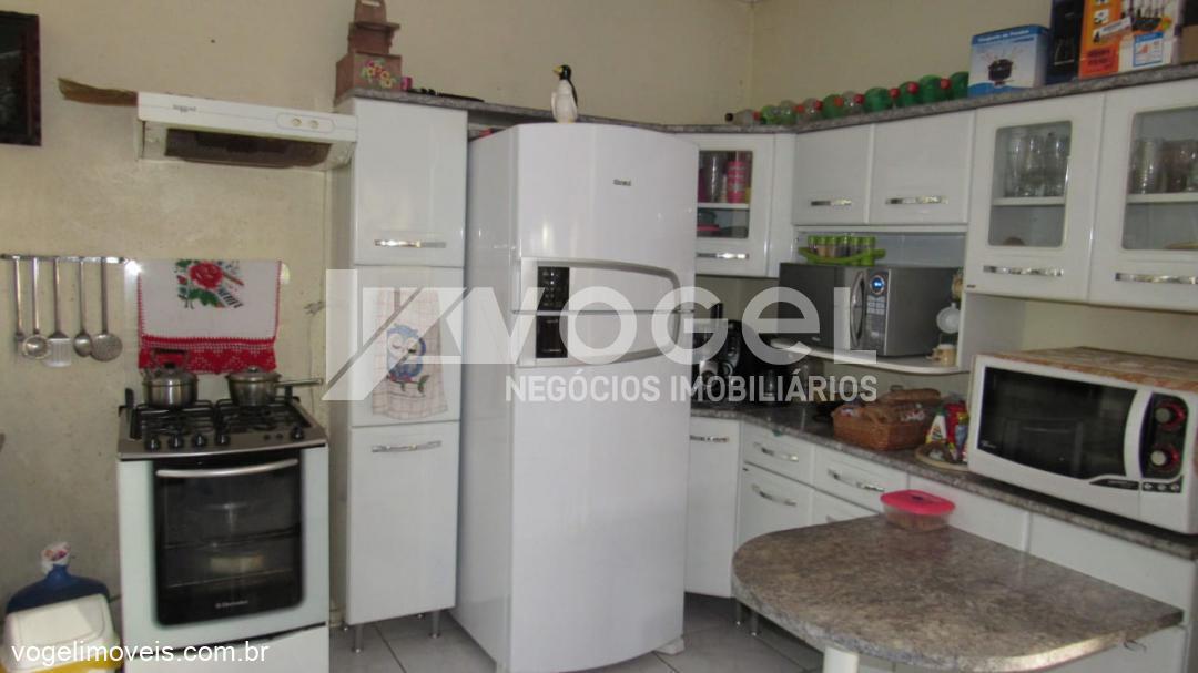 Casa à venda com 3 quartos, 240m² - Foto 19