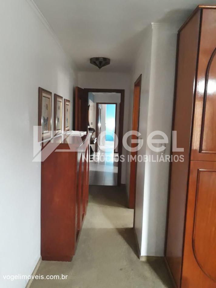 Casa à venda com 4 quartos, 275m² - Foto 18