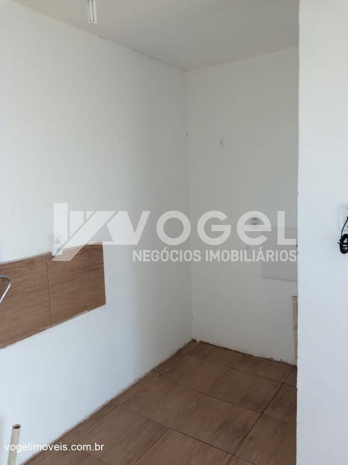 Apartamento à venda com 2 quartos, 61m² - Foto 2