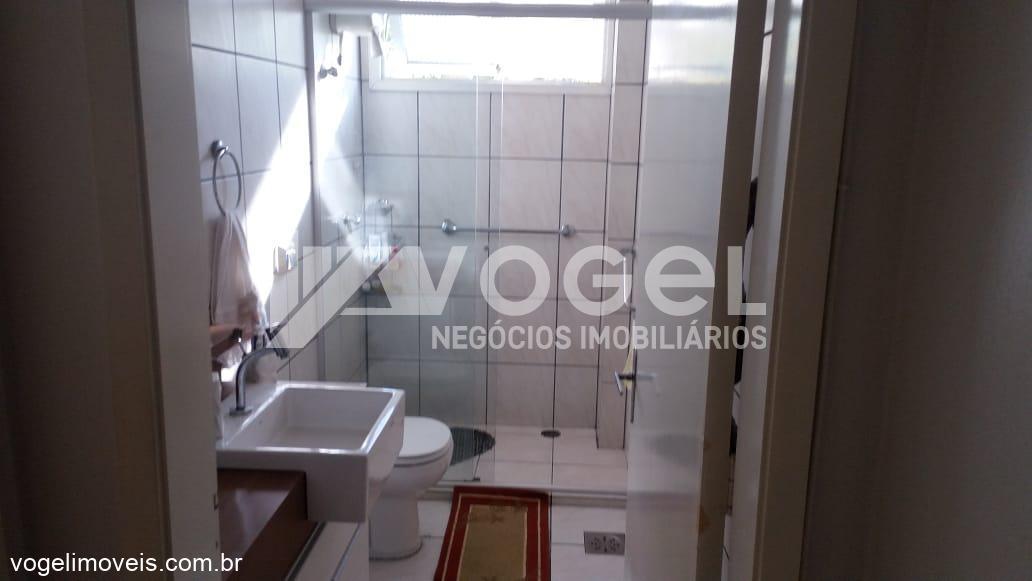 Apartamento à venda com 3 quartos, 112m² - Foto 2