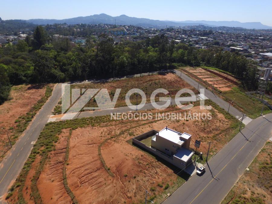 Terreno à venda, 300m² - Foto 1