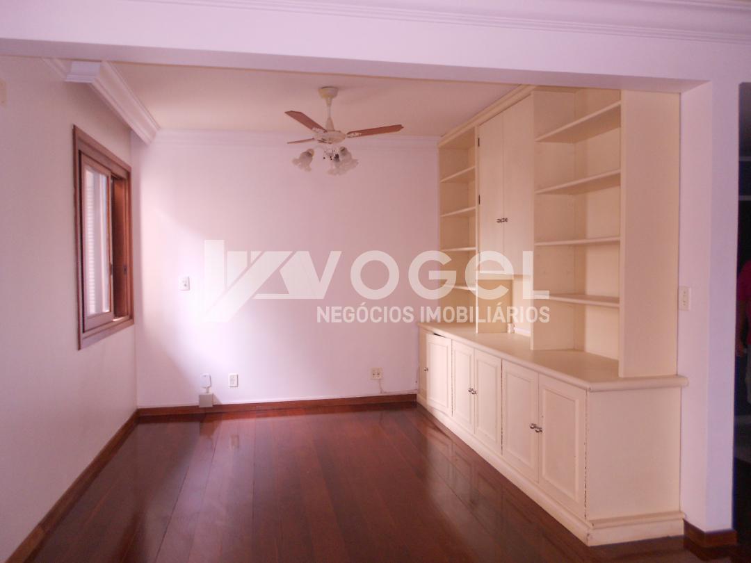 Apartamento à venda com 3 quartos, 234m² - Foto 9