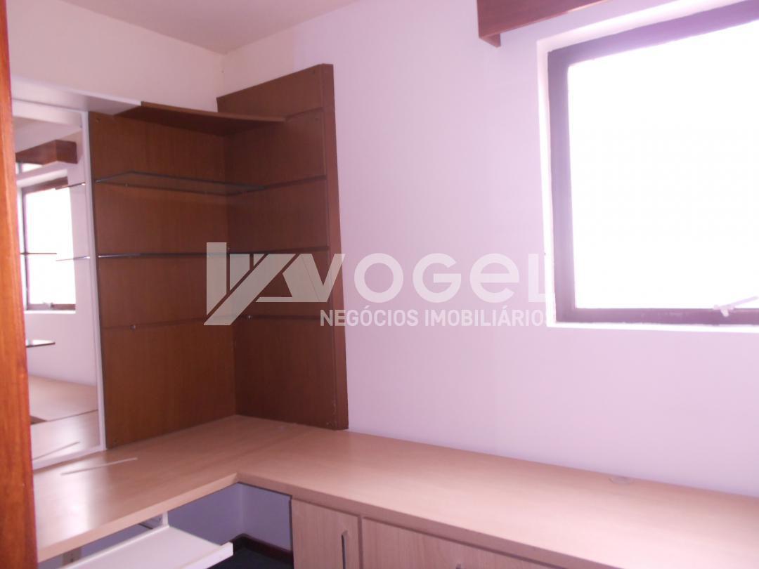 Apartamento à venda com 3 quartos, 234m² - Foto 14