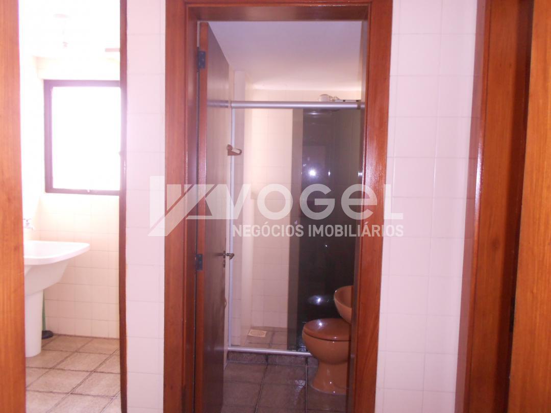 Apartamento à venda com 3 quartos, 234m² - Foto 18