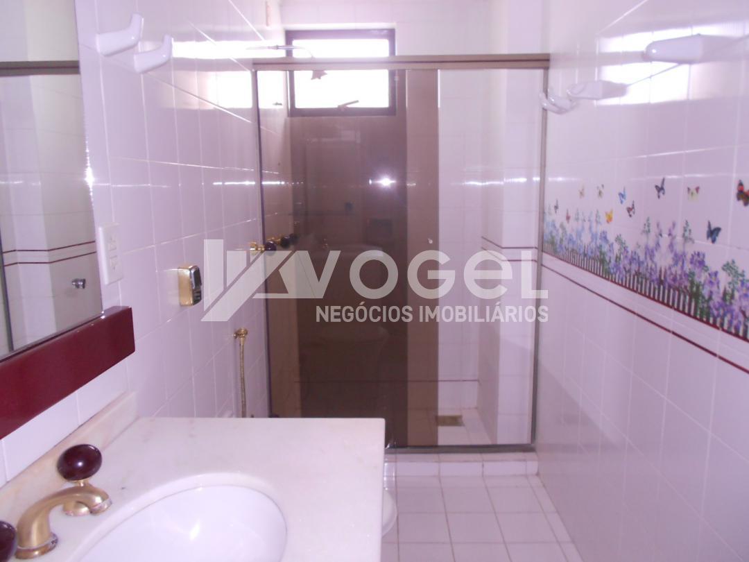 Apartamento à venda com 3 quartos, 234m² - Foto 31