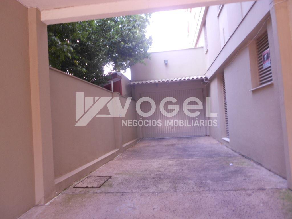 Apartamento à venda com 2 quartos, 80m² - Foto 3