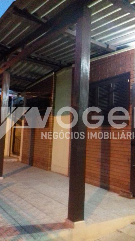 Casa à venda com 3 quartos, 200m² - Foto 1