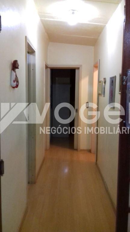 Casa à venda com 3 quartos, 200m² - Foto 10