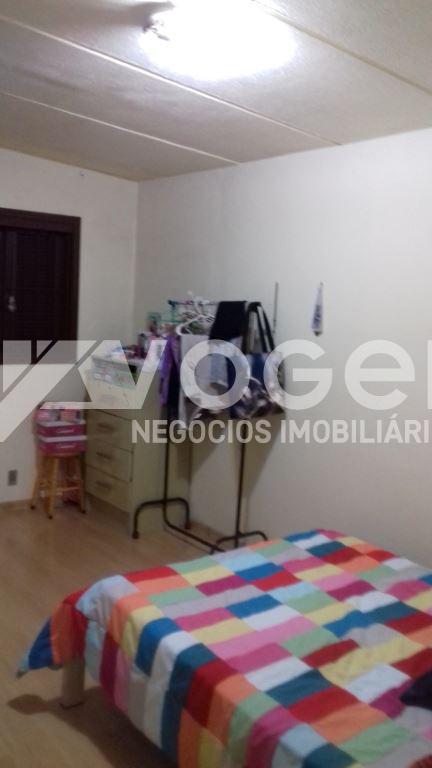 Casa à venda com 3 quartos, 200m² - Foto 25