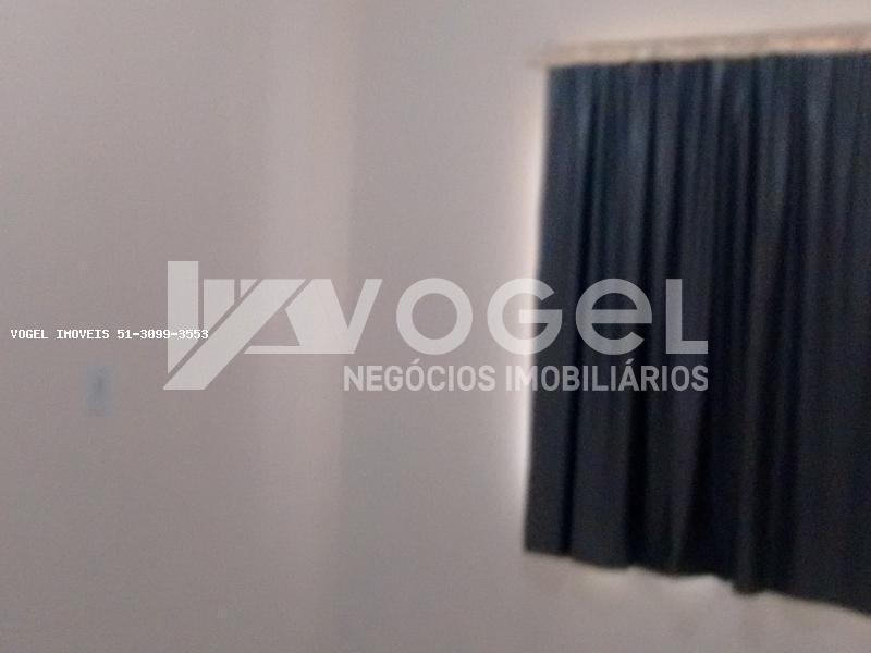 Casa à venda com 3 quartos, 90m² - Foto 2