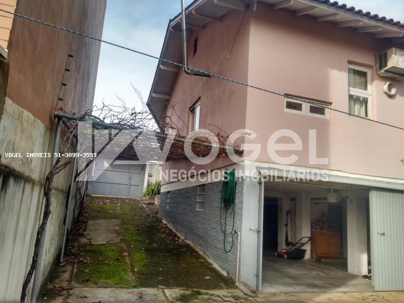 Casa à venda com 3 quartos, 90m² - Foto 4