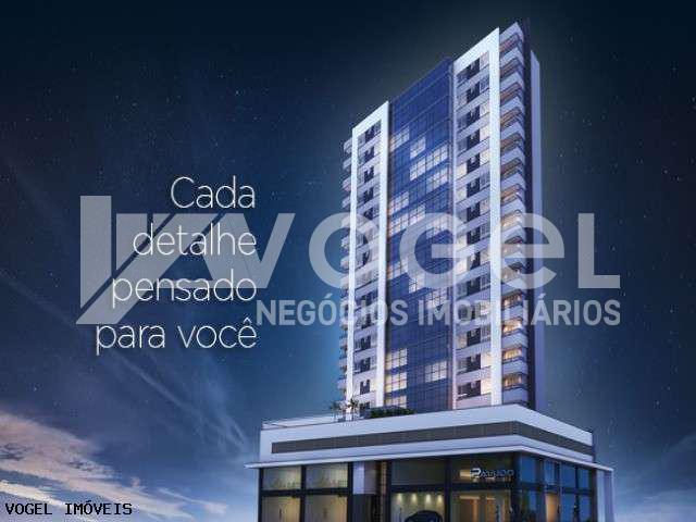 Apartamento à venda com 3 quartos, 127m² - Foto 3