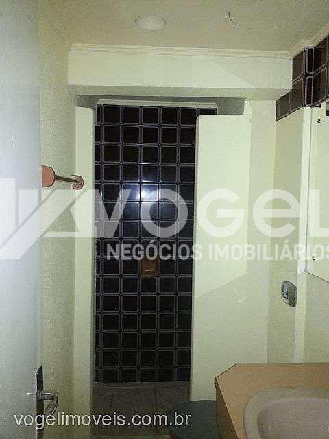 Apartamento à venda com 2 quartos, 100m² - Foto 4