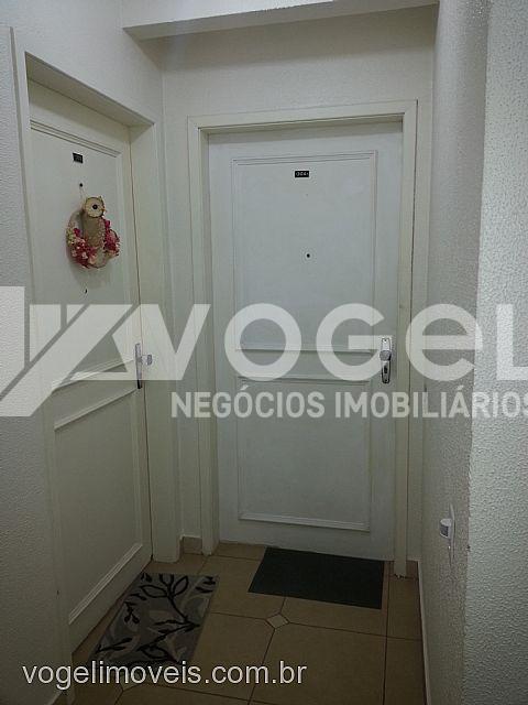 Apartamento à venda com 2 quartos, 100m² - Foto 23