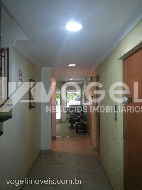 Apartamento à venda com 2 quartos, 100m² - Foto 31