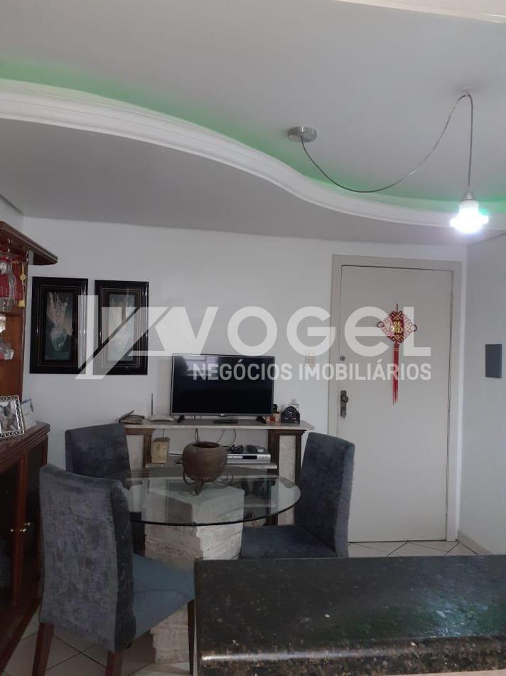 Apartamento à venda com 2 quartos, 55m² - Foto 2