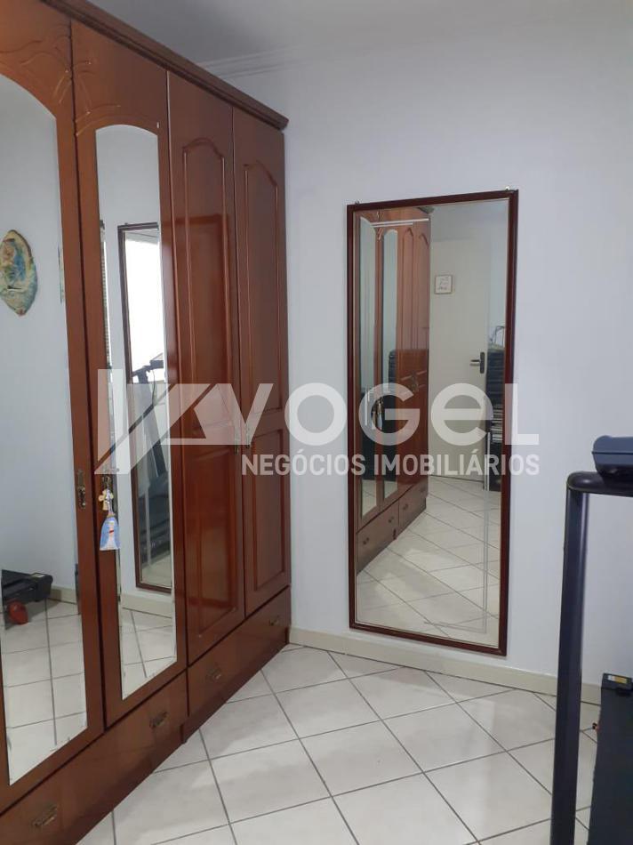 Apartamento à venda com 2 quartos, 55m² - Foto 23