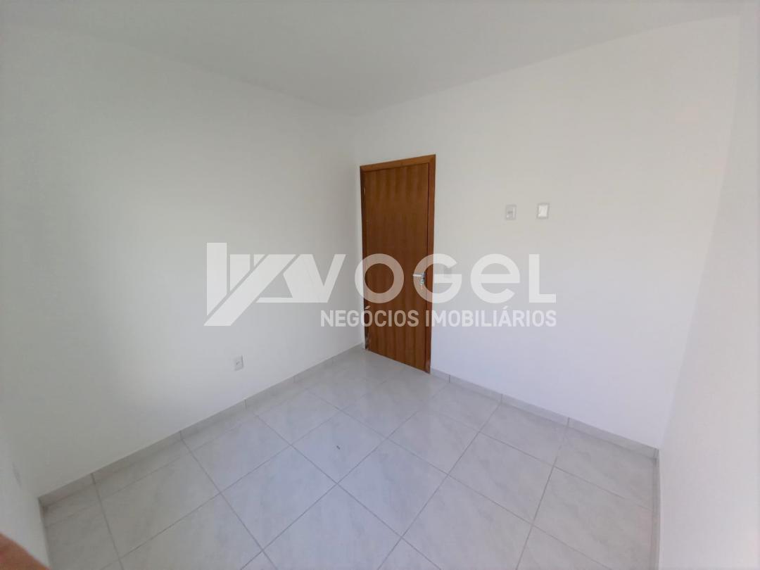 Casa à venda com 2 quartos, 55m² - Foto 5