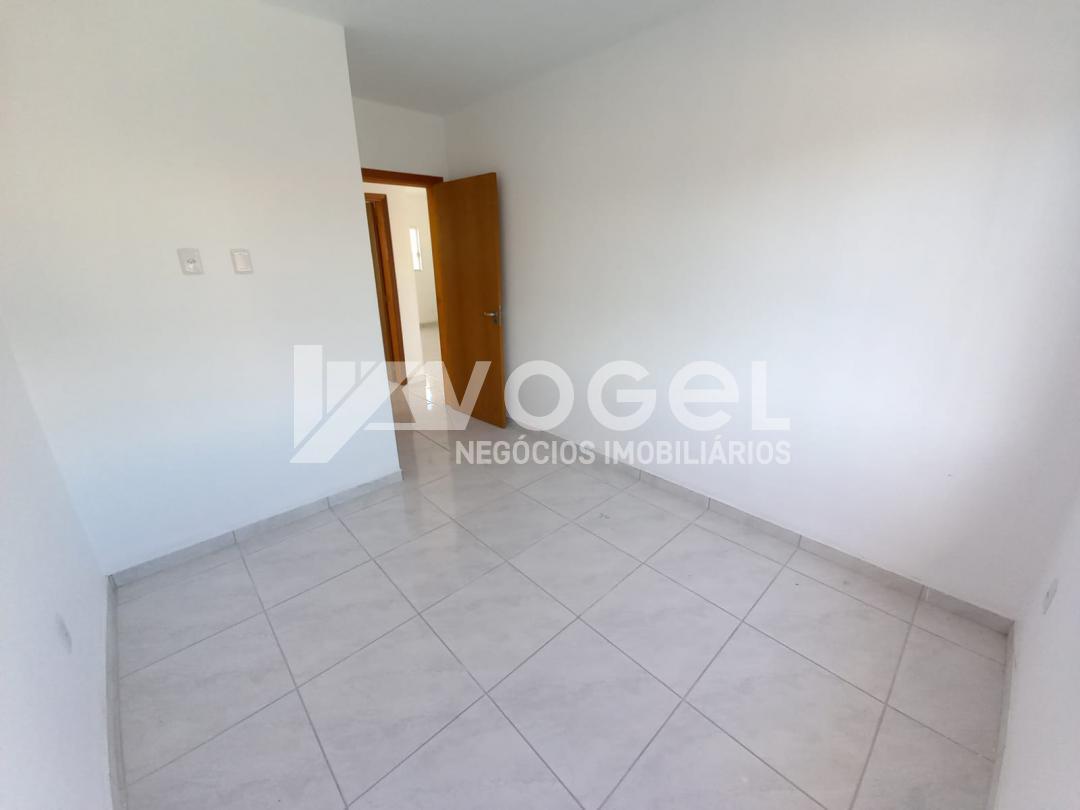 Casa à venda com 2 quartos, 55m² - Foto 12