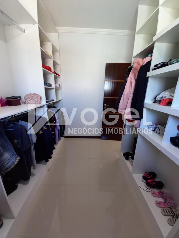 Casa à venda com 4 quartos, 197m² - Foto 35