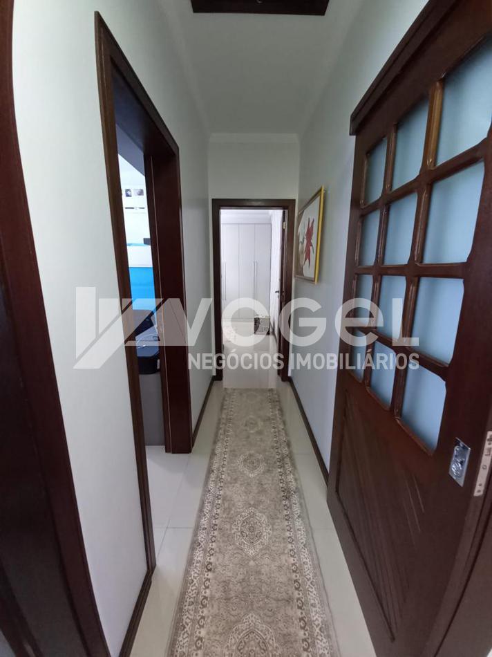 Casa à venda com 4 quartos, 197m² - Foto 46